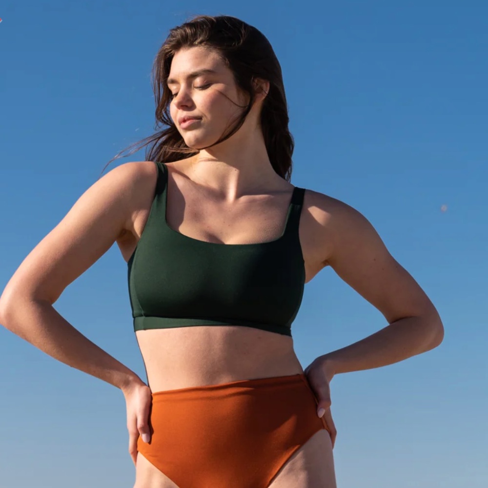 NWT; Left On Friday "Top Shelf" Swim Top in Palm Green.  XXL